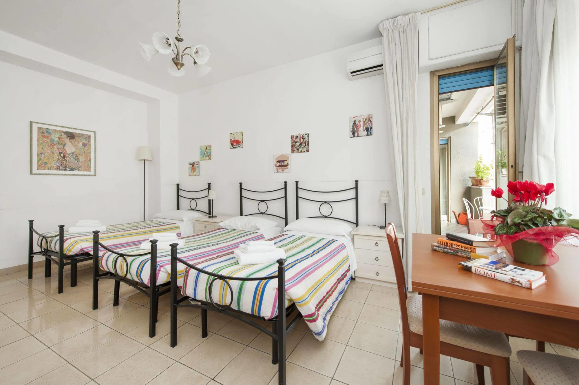 B&B A Room For Holiday Rome Exterior photo